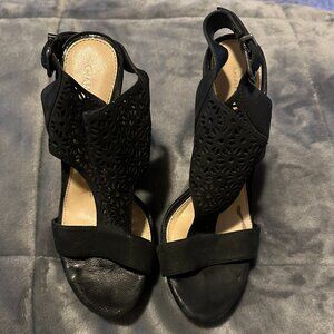 Gianni Bini Black Laser Cut Ankle Strap Heels | Open Toe Sandals